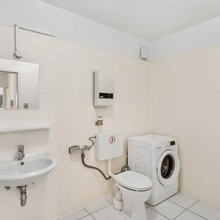 Monteur - Fuer Bis Zu 6 Personen In 65795 - Mtk06 Apartment